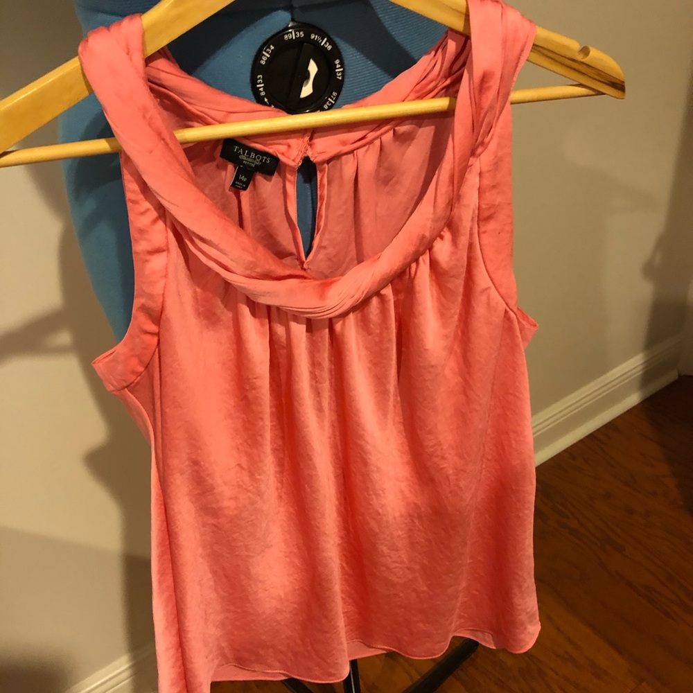 ❤️❤️Any four for $45❤️❤️ Talbots peach tank top